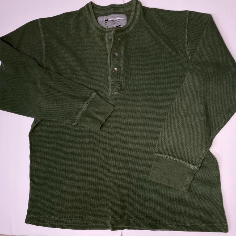 Old Navy Henley Thermal-Knit Top - Picture 2 of 4